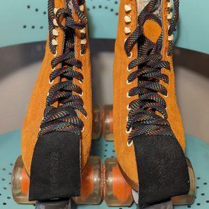 Moxi Lolly Suede High-Top Roller Skates in Clemantine